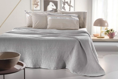 Κουβέρτα Πικέ Βαμβακερή Stonewashed Υπέρδιπλη Eternity Silver 230x240εκ. Guy Laroche