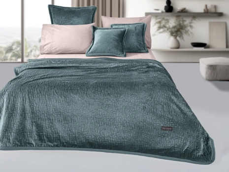 Κουβέρτα Υπέρδιπλη Με Διακοσμητική Μαξιλαροθήκη 2 Όψεων 220x240εκ. Velvet Ultrasoft Καπιτονέ Bolzano Emerald Guy Laroche