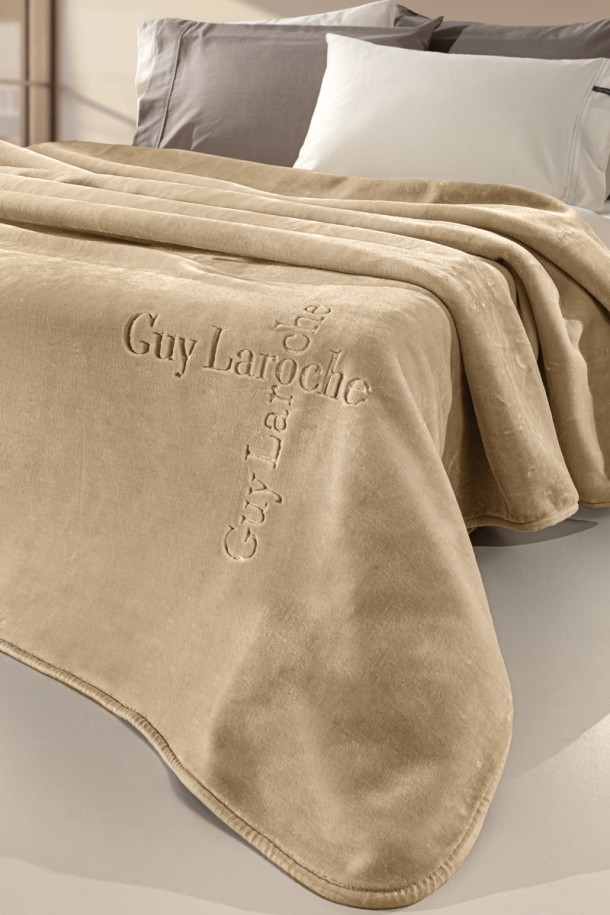 Κουβέρτα Soft Velvet Μονή 160x220εκ. Logo Almond Guy Laroche