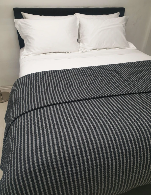 Κουβέρτα Υφαντή Polycotton Υπέρδιπλη 240x250εκ. Black-Light Grey Komvos Home 7012101-3