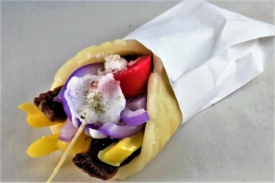 Λαμπάδα Χειροποίητη Σουβλάκι Με Γύρο 22x11εκ. LAB04A