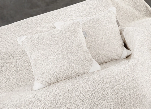 Διακοσμητική Μαξιλαροθήκη Ζακάρ Polyester Lama Ice 4x42εκ. Guy Laroche