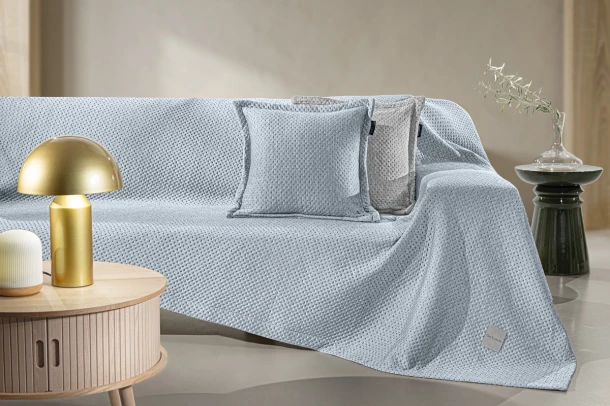 Ριχτάρι Suede Τριθέσιος 170x300εκ. Με Διακοσμητική Μαξιλαροθήκη Cooling Denim Guy Laroche