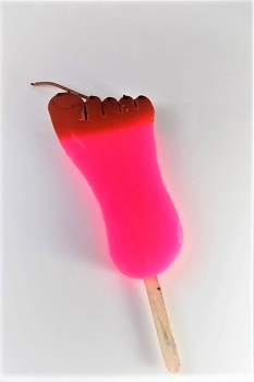 Λαμπάδα Παγωτό Ξυλάκι Πατούσα 9x16εκ. LAB97