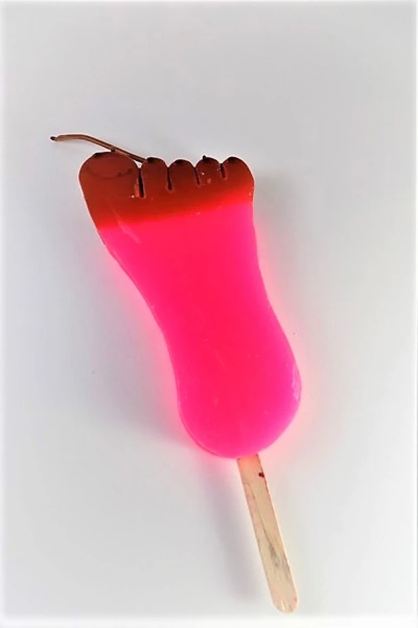 Λαμπάδα Παγωτό Ξυλάκι Πατούσα 9x16εκ. LAB97