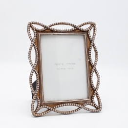 Κορνίζα Polyresin Με Πέρλες Μπρονζέ 13x18εκ. ESTHETI 815-00067