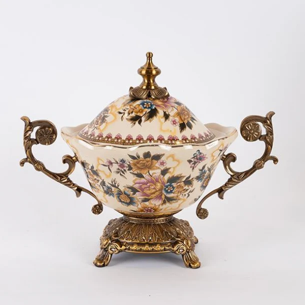 Διακοσμητικό Μπωλ Με Πόδι & Καπάκι Πορσελάνης-Polyresin Χρυσό Με Λουλούδια 34x17x27εκ. ESTHETI 752-21031