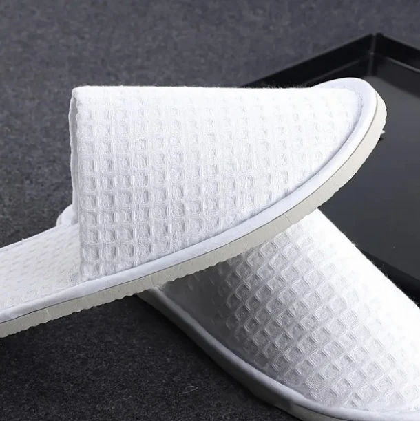 100 Ζεύγη Παντόφλες Πικέ Λευκές Polyfabric Κλειστή Πάχους 6mm