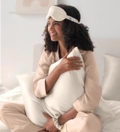 Σετ Ύπνου 3τμχ Beauty Sleep Μαξιλαροθήκη-Μάσκα Ύπνου-Λαστιχάκι Μαλλιών Champagne Guy Laroche