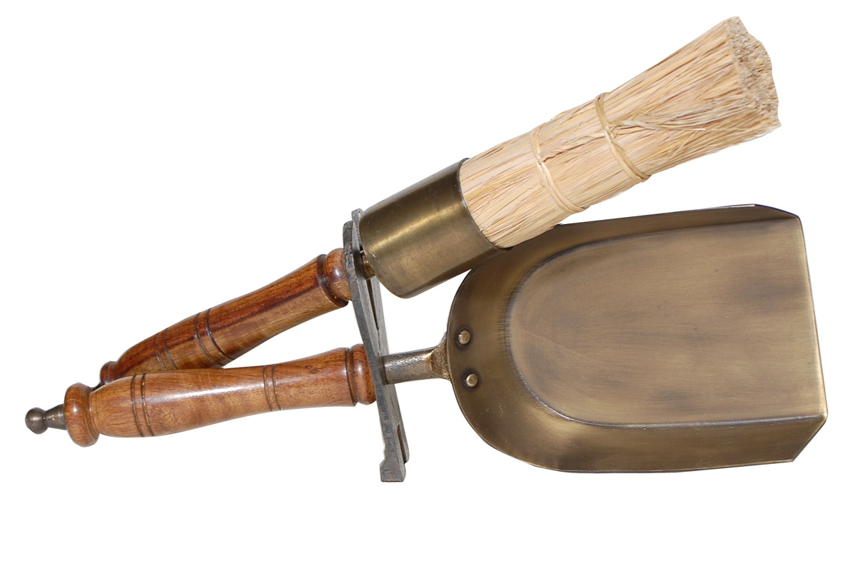 Royal Art Collection - ΣΗΜΑΝΤΙΚΟ: Σε περίπτωση διαφοράς τιμής από το κατάστημα ισχύει παντα και μόνο η τιμή του καταστήματος Φτυαράκι Και Σκουπάκι Για Το Τζάκι Αλουμίνιο Royal Art