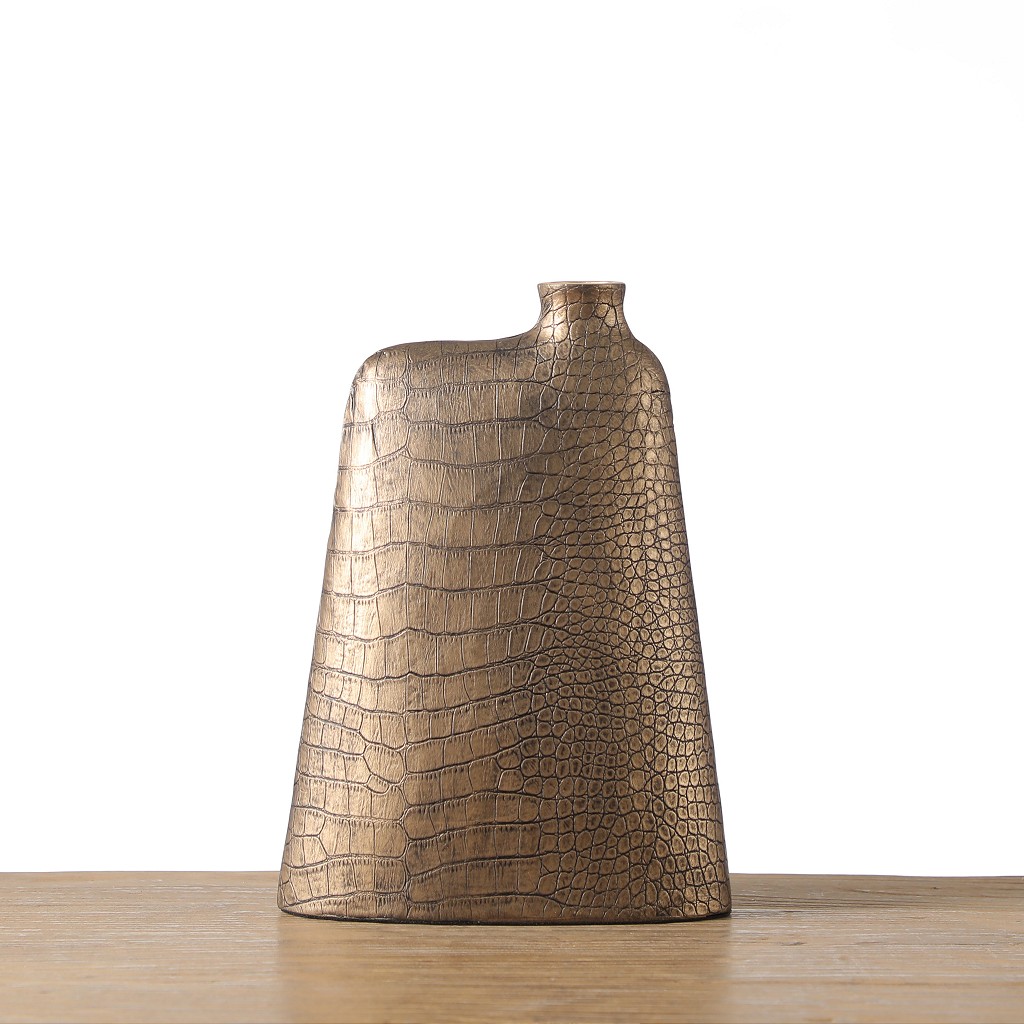 ESPIEL - ΣΗΜΑΝΤΙΚΟ: Σε περίπτωση διαφοράς τιμής από το κατάστημα ισχύει παντα και μόνο η τιμή του καταστήματος Βάζο Ανάγλυφο Polyresin Χάλκινο-Χρυσό ESPIEL 22x7x30εκ.