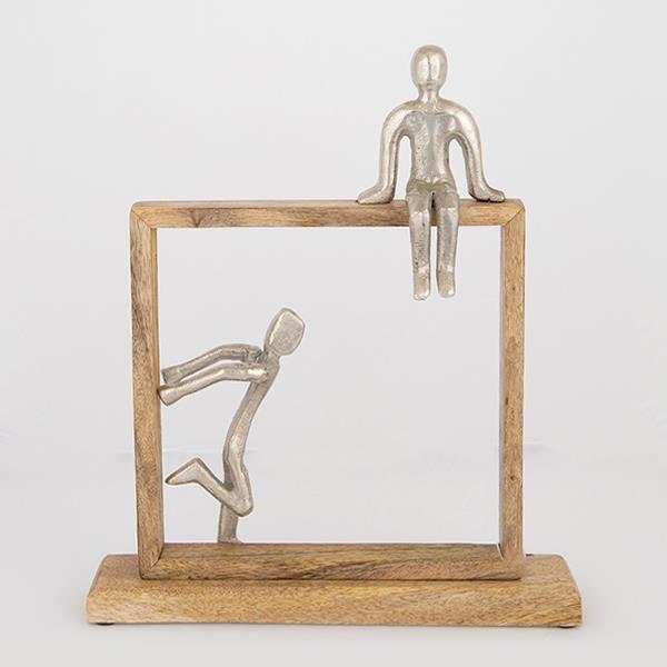 Διακοσμητικά Επιτραπέζια 24home - ΣΗΜΑΝΤΙΚΟ: Σε περίπτωση διαφοράς τιμής από το κατάστημα ισχύει παντα και μόνο η τιμή του καταστήματος Διακοσμητικό Επιτραπέζιο Φιγούρες Ξύλινη-Μεταλλική Ασημ