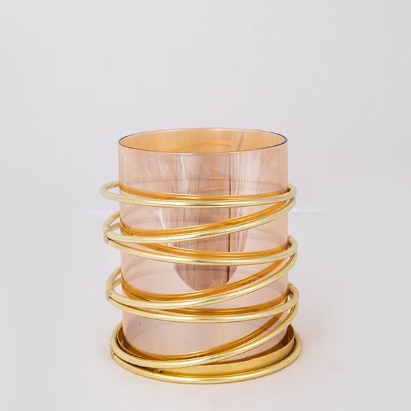 ESTHETI - ΣΗΜΑΝΤΙΚΟ: Σε περίπτωση διαφοράς τιμής από το κατάστημα ισχύει παντα και μόνο η τιμή του καταστήματος Κηροπήγιο Μεταλλικό-Γυάλινο Χρυσό-Μελί 13,5x15,5εκ. EST