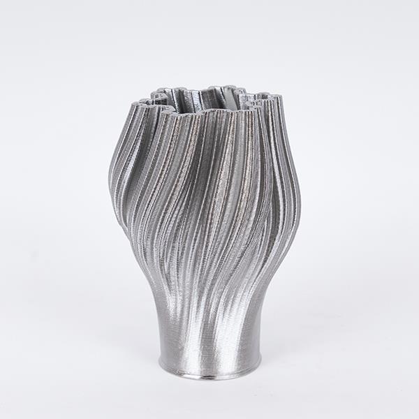 ESTHETI - ΣΗΜΑΝΤΙΚΟ: Σε περίπτωση διαφοράς τιμής από το κατάστημα ισχύει παντα και μόνο η τιμή του καταστήματος Βάζο Πορσελάνης 3D Ασημί 15,5x15,5x22εκ. ESTHETI 752-21