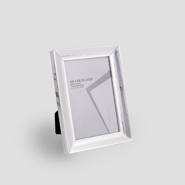 Διακοσμητικά Επιτραπέζια 24home - ΣΗΜΑΝΤΙΚΟ: Σε περίπτωση διαφοράς τιμής από το κατάστημα ισχύει παντα και μόνο η τιμή του καταστήματος Κορνίζα Μεταλλική Επάργυρη Ασημί 10x15εκ. ESTHETI 815-0