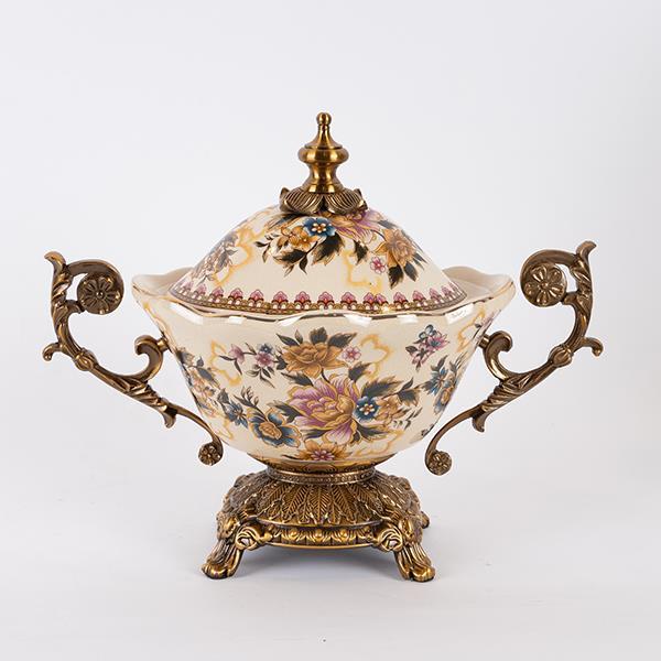 ESTHETI Διακοσμητικό Μπωλ Με Πόδι & Καπάκι Πορσελάνης-Polyresin Χρυσό Με Λουλούδια 34x17x27εκ. ESTHETI 752-21031 (Υλικό: Πορσελάνη, Χρώμα: Λευκό) - ESTHETI - 752-21031