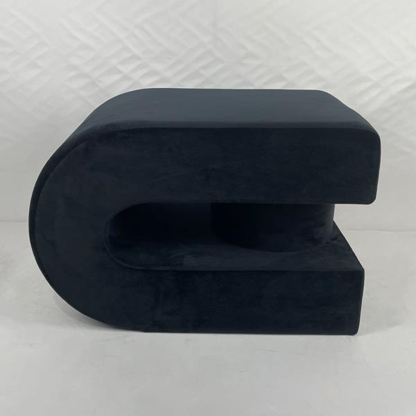 ESTHETI - ΣΗΜΑΝΤΙΚΟ: Σε περίπτωση διαφοράς τιμής από το κατάστημα ισχύει παντα και μόνο η τιμή του καταστήματος Σκαμπώ Βελούδινο Μαύρο 60,5x40x40εκ. ESTHETI 750-10072