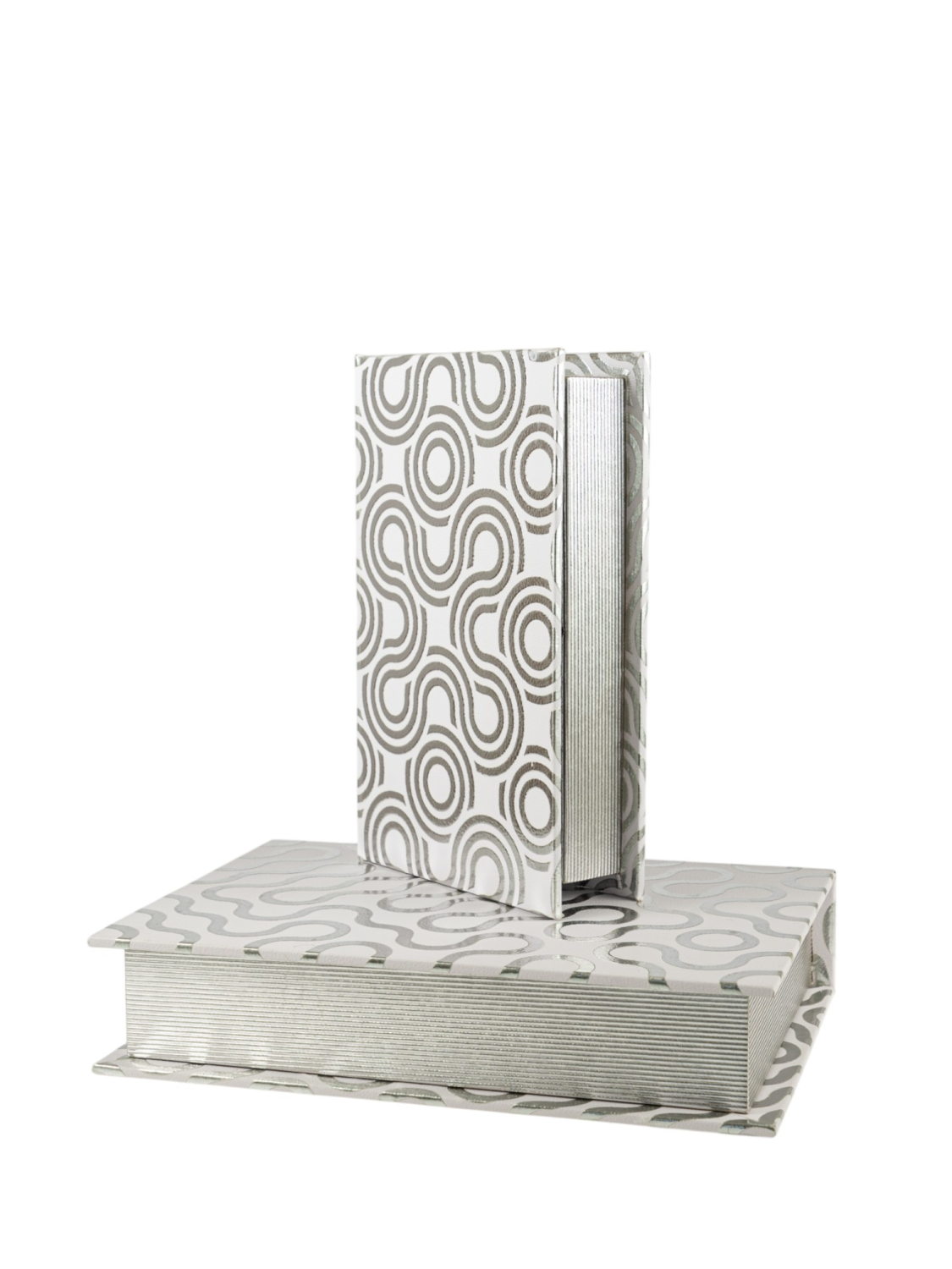 ZEN COLLECTION - ΣΗΜΑΝΤΙΚΟ: Σε περίπτωση διαφοράς τιμής από το κατάστημα ισχύει παντα και μόνο η τιμή του καταστήματος Κουτί Βιβλίο Σετ 2τμχ Λευκό-Ασημί 31,5x22,5x6,5εκ.-26,5