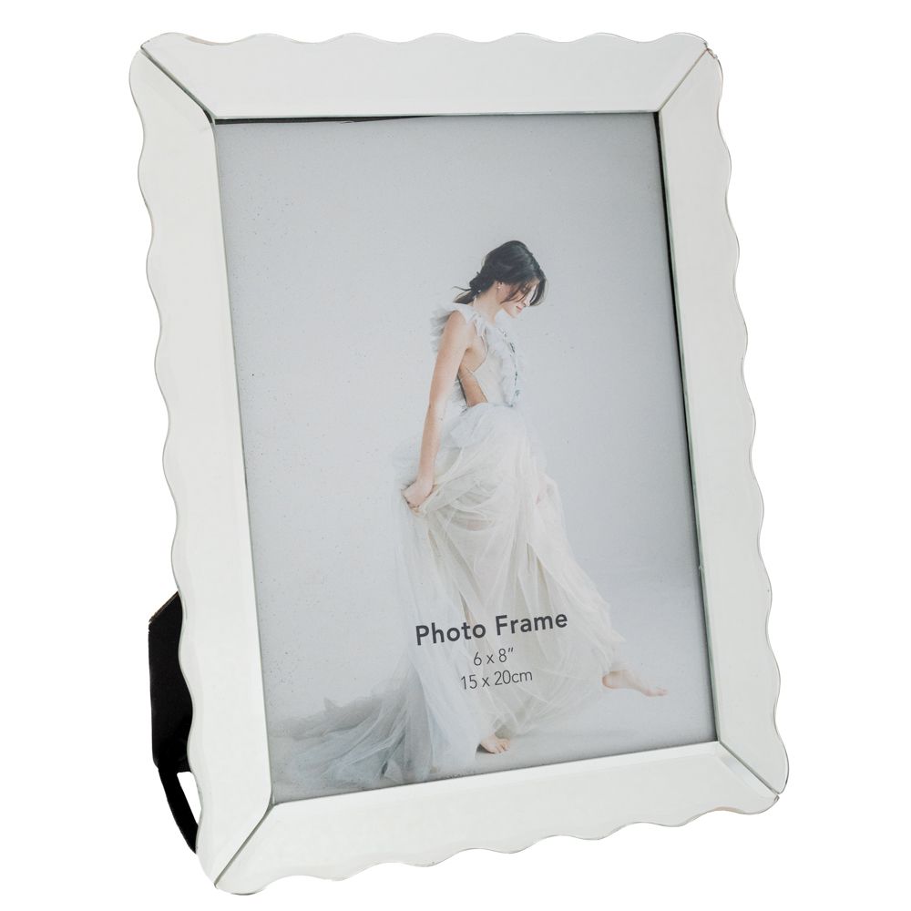 Κορνίζες 24home - ΣΗΜΑΝΤΙΚΟ: Σε περίπτωση διαφοράς τιμής από το κατάστημα ισχύει παντα και μόνο η τιμή του καταστήματος Κορνίζα Γυάλινη Ασημί 15x20εκ. iliadis 89418 (Υλικό: Γυ