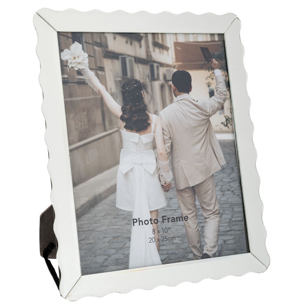 Διακοσμητικά Επιτραπέζια 24home - ΣΗΜΑΝΤΙΚΟ: Σε περίπτωση διαφοράς τιμής από το κατάστημα ισχύει παντα και μόνο η τιμή του καταστήματος Κορνίζα Γυάλινη Ασημί 20x25εκ. iliadis 89419 (Υλικό: Γυ