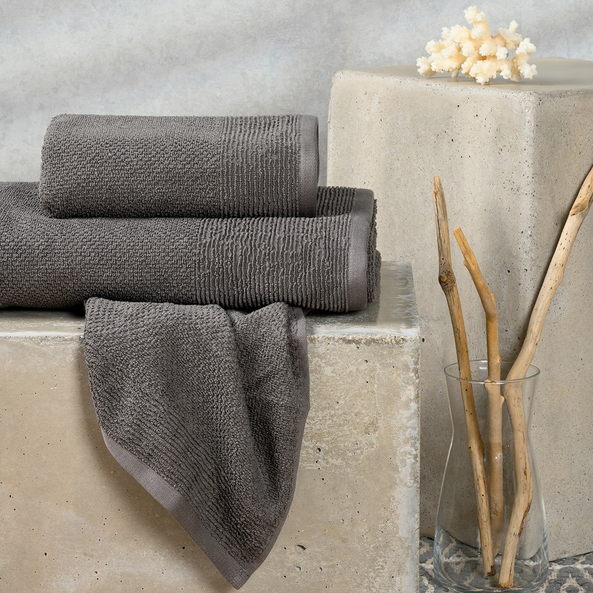 MELINEN - ΣΗΜΑΝΤΙΚΟ: Σε περίπτωση διαφοράς τιμής από το κατάστημα ισχύει παντα και μόνο η τιμή του καταστήματος Σετ Πετσέτες 3τμχ Βαμβακερές Haus Dark Grey Melinen 200