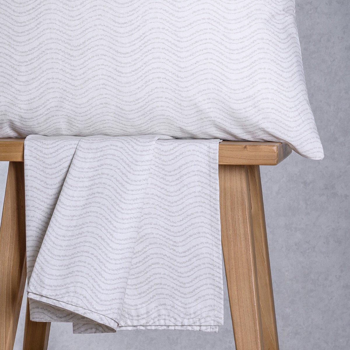 Σετ Σεντόνι Με 2 Μαξιλαροθήκες Βαμβακερό Υπέρδιπλο Με Λάστιχο 160x200+32εκ. Maverick Light Grey Ultra Line Mini Melinen 20005896 (Ύφασμα: Βαμβάκι 100%, Τύπος κατωσέντονου: Με Λάστιχο, Χρώμα: Γκρι, Μέγεθος: Υπέρδιπλα) - MELINEN - 20005896