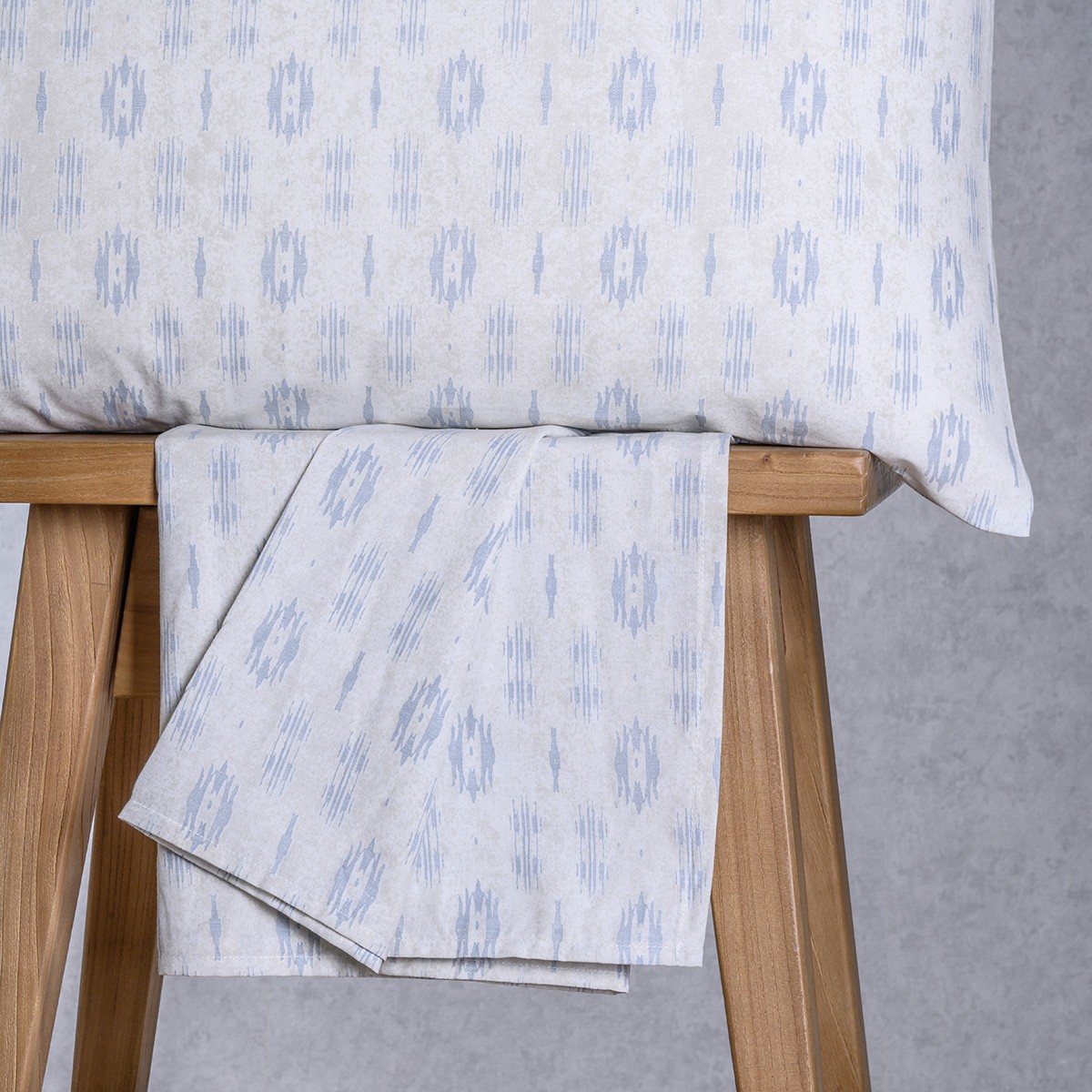 Σετ Σεντόνι Με 2 Μαξιλαροθήκες Polycotton Υπέρδιπλο Με Λάστιχο 160x200+32εκ. River Light Grey Casual Line Mini Melinen 20006052 (Τύπος κατωσέντονου: Με Λάστιχο, Ύφασμα: 50% Cotton-50% Polyester, Χρώμα: Γκρι, Μέγεθος: Υπέρδιπλα) - MELINEN - 20006052