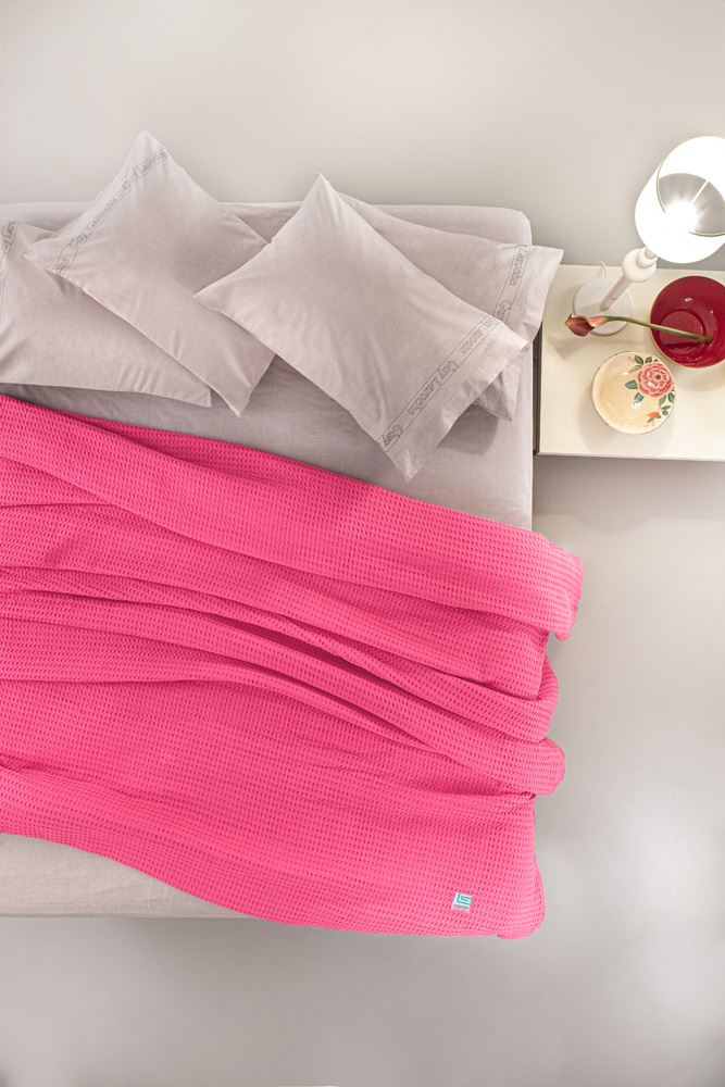 Κουβέρτες, Παπλώματα 24home - ΣΗΜΑΝΤΙΚΟ: Σε περίπτωση διαφοράς τιμής από το κατάστημα ισχύει παντα και μόνο η τιμή του καταστήματος Κουβέρτα Βαμβακερή Υπέρδιπλη Vivid Fuchsia 230x260εκ. G