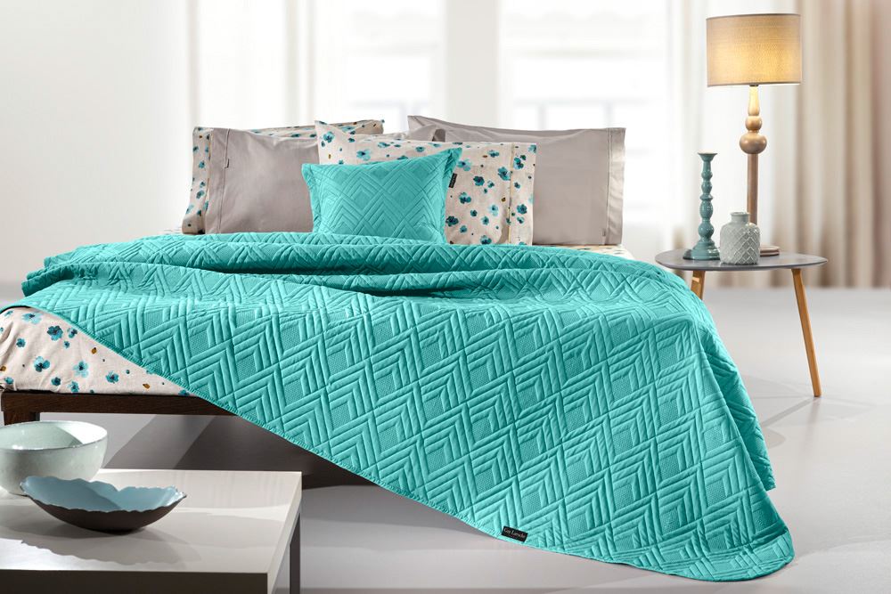 Guy Laroche - ΣΗΜΑΝΤΙΚΟ: Σε περίπτωση διαφοράς τιμής από το κατάστημα ισχύει παντα και μόνο η τιμή του καταστήματος Σετ Κουβερλί Microfiber Υπέρδιπλο 220x240εκ. Curves Pet