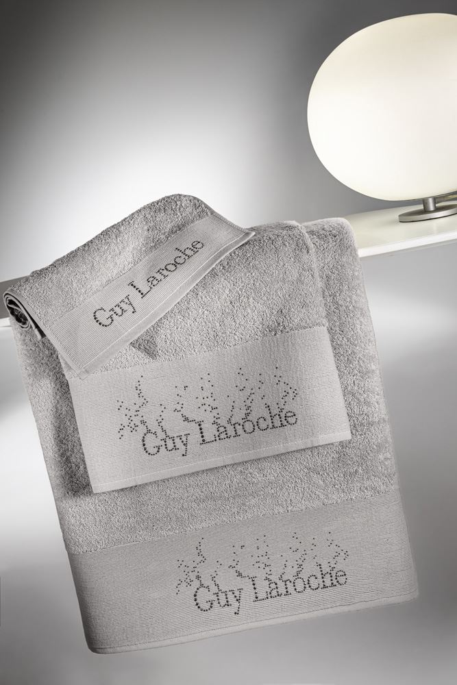 Guy Laroche - ΣΗΜΑΝΤΙΚΟ: Σε περίπτωση διαφοράς τιμής από το κατάστημα ισχύει παντα και μόνο η τιμή του καταστήματος Σετ 3τμχ Πετσέτες Βαμβακερές Pandora Silver Guy Laroche