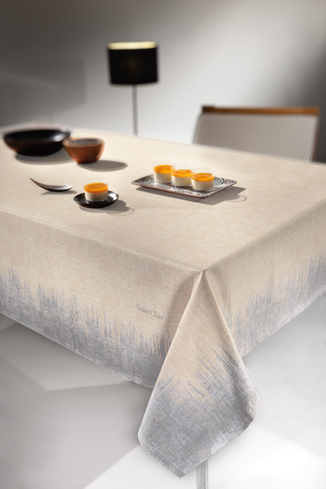 Saint Clair - ΣΗΜΑΝΤΙΚΟ: Σε περίπτωση διαφοράς τιμής από το κατάστημα ισχύει παντα και μόνο η τιμή του καταστήματος Τραπεζομάντηλο Polyester 1021 Beige-Silver 145x220εκ. S