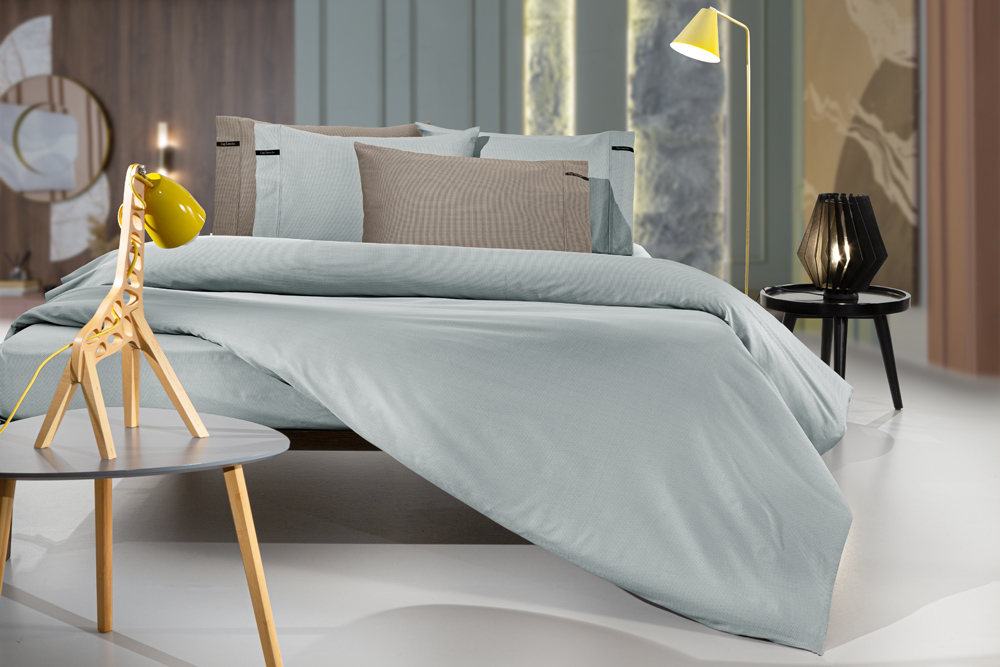 Guy Laroche - ΣΗΜΑΝΤΙΚΟ: Σε περίπτωση διαφοράς τιμής από το κατάστημα ισχύει παντα και μόνο η τιμή του καταστήματος Σεντόνι Μεμονωμένο Βαμβακοσατέν Υπέρδιπλο 240x270εκ. Mi