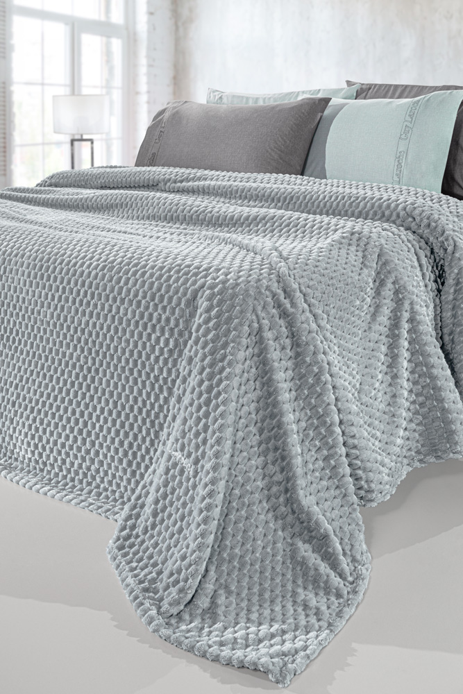 Guy Laroche Σετ 2τμχ Κουβέρτα Μονή Velour Fleece 160x240εκ. Με Διακοσμητική Μαξιλαροθήκη Smoothie Silver Guy Laroche (Ύφασμα: Velour, Χρώμα: Ασημί , Μέγεθος: Μονά) - Guy Laroche - 5206480670442