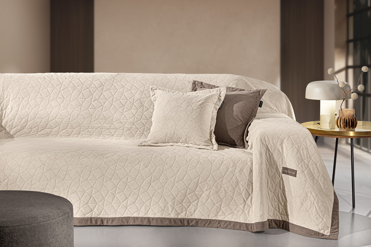 Ριχτάρι Βελούδινο Τριθέσιος 170x300εκ. Με Διακοσμητική 